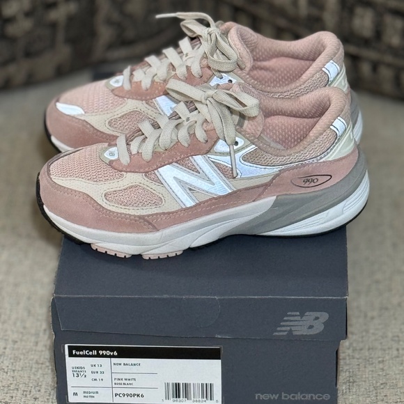 New Balance Fuel Cell 990 v6 - Picture 4 of 6